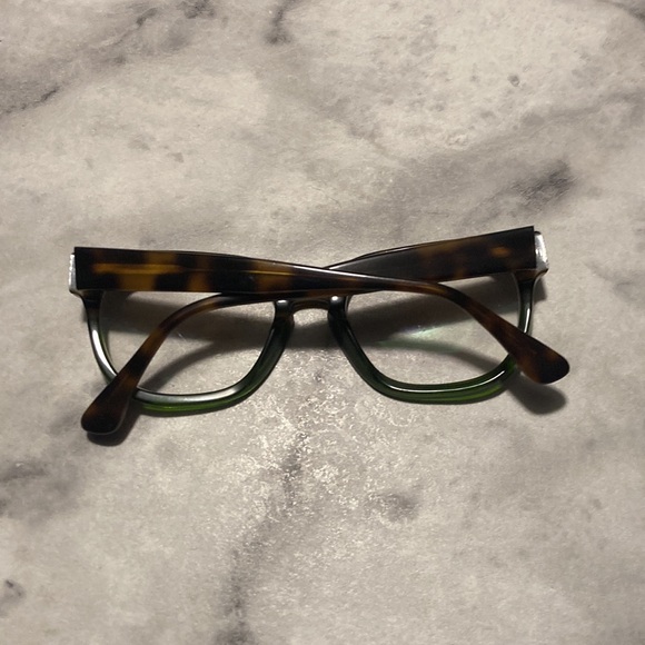 SEE - Picture 7 of 16